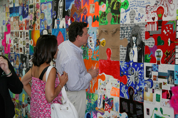 spattered columns art space puzzle installation & collaborative project art connects new york soho tim kelly artist nyc